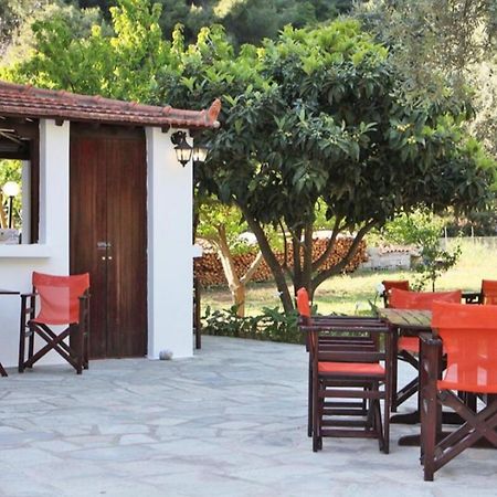 Limnonari Beach Rooms Skopelos stad Exteriör bild