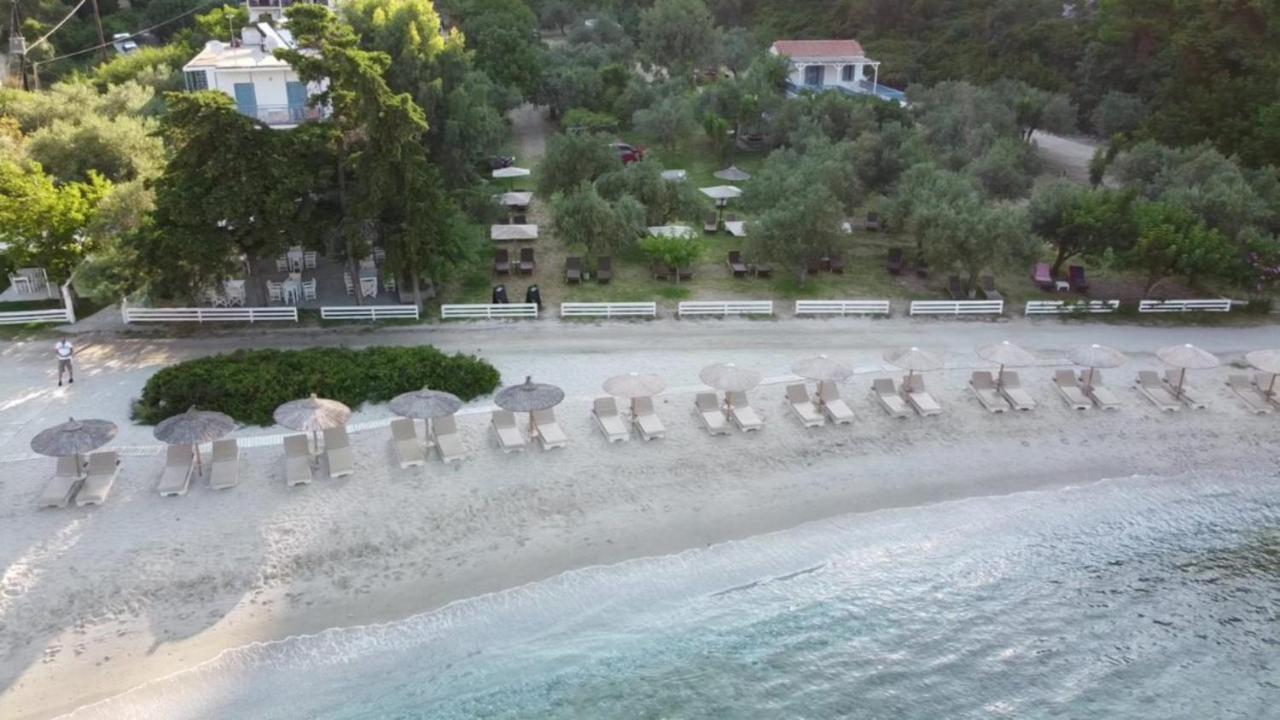 Limnonari Beach Rooms Skopelos stad Exteriör bild