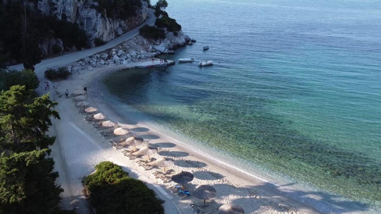 Limnonari Beach Rooms Skopelos stad Exteriör bild