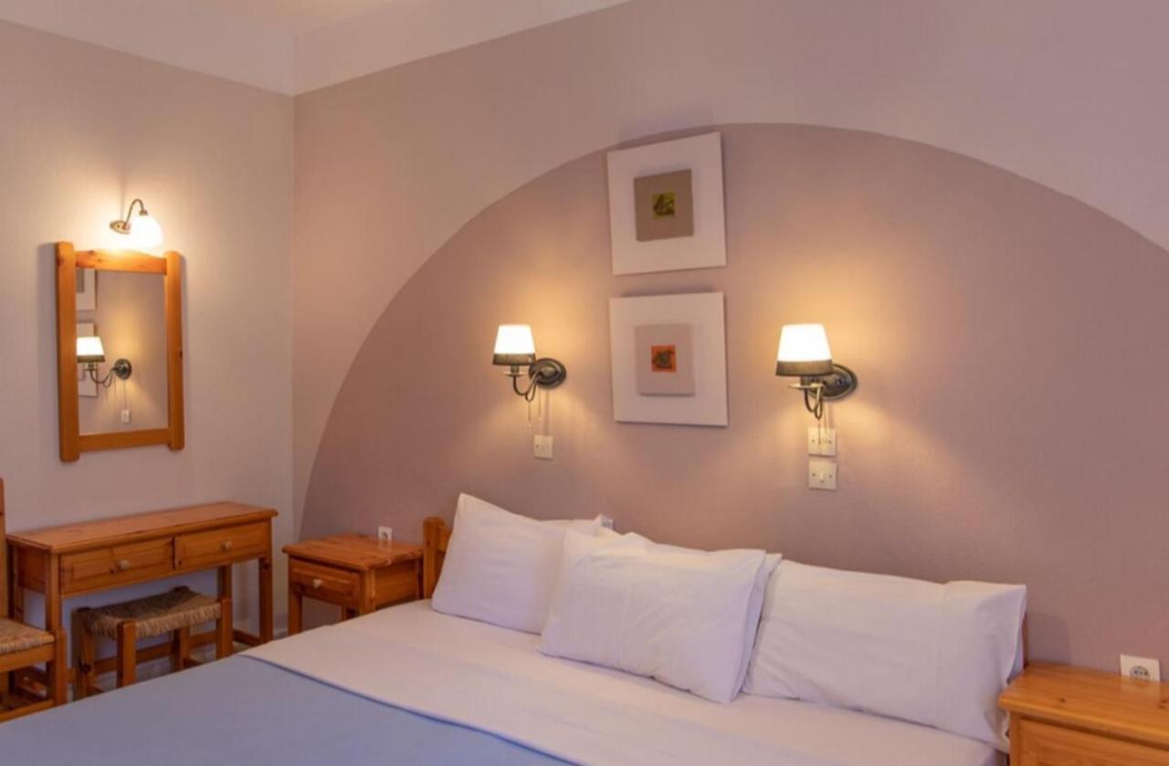 Limnonari Beach Rooms Skopelos stad Exteriör bild